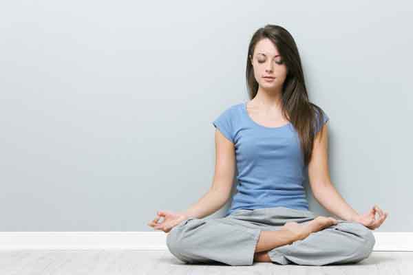 Ngồi thiền giúp tinh thần thoải mái và giảm cân trong những ngày “cách ly xã hội”