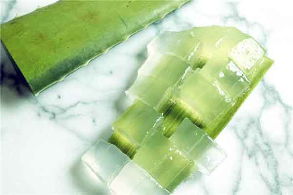 Làm đẹp da bằng mặt nạ nha đam kết hợp nước vo gạo