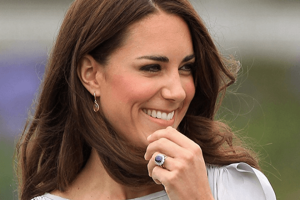 Chiêm ngưỡng những chiếc nhẫn cầu hôn đắt giá nhất mọi thời đại