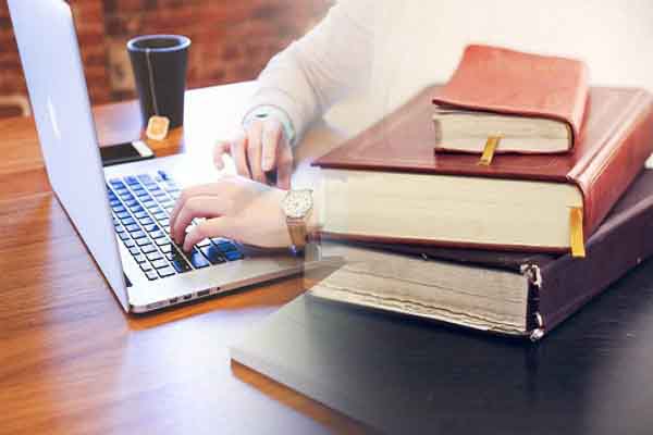 5 quyển sách mà bất kỳ ai đang kinh doanh đều không thể bỏ qua