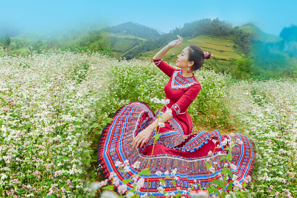 Nữ Đại Úy người Tày với ước mơ nâng tầm thổ cẩm dân tộc