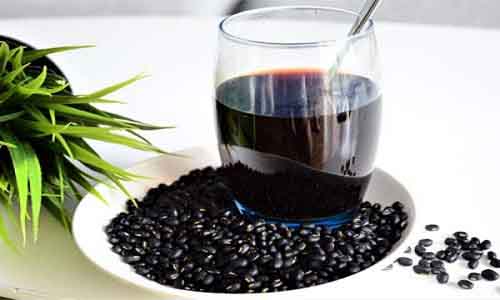 Giải nhiệt, giảm cân từ nước đậu đen