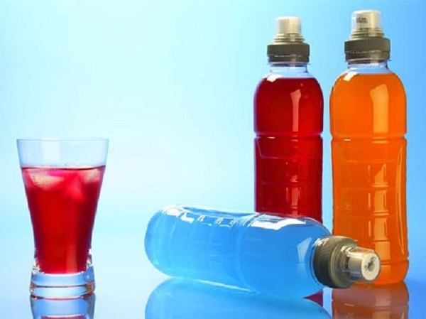 Lạm dụng nước tăng lực, cơ thể sẽ gặp phải những vấn đề gì?