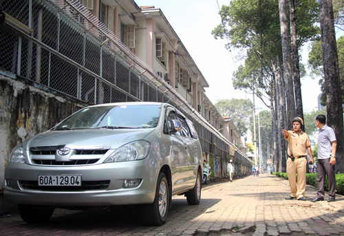 Tiếp tục ra quân dẹp vỉa hè ở quận trung tâm Sài Gòn