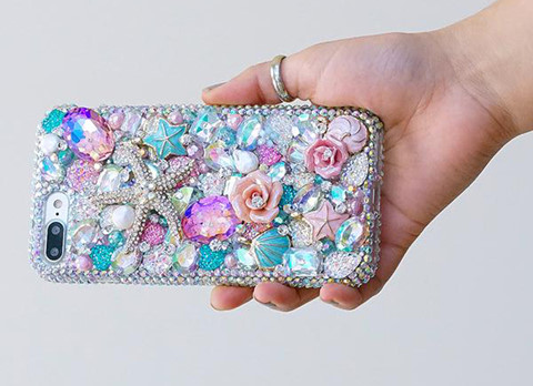 Ốp lưng điện thoại còn bẩn hơn cả toalet