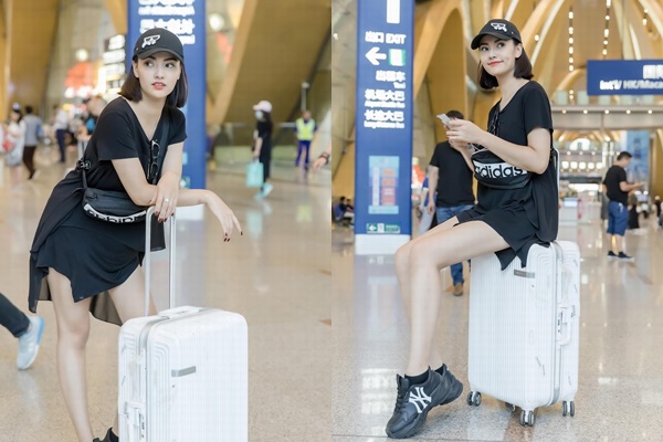 Hồng Quế khoe chân nuột nà sau màn lộ vòng ba trên sân khấu