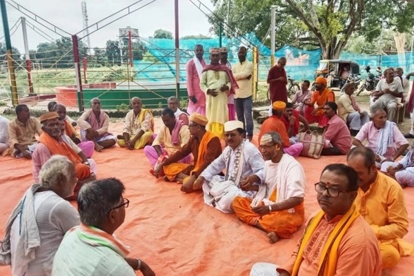 Độc lạ phiên chợ mua chồng tại Ấn Độ