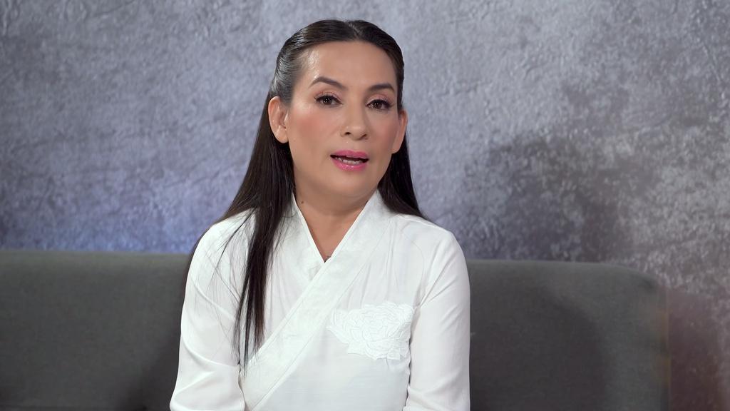 Sức khỏe ca sĩ Phi Nhung đang dần hồi phục