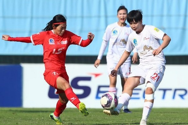 Đội bóng mang tên Bác chạm một tay vào chức vô địch