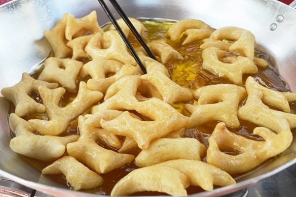 Bánh gừng Khmer, ý nghĩa của sự thủy chung son sắt