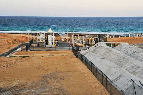 Khử muối nước biển, giải pháp cho cuộc khủng hoảng nước hiện nay