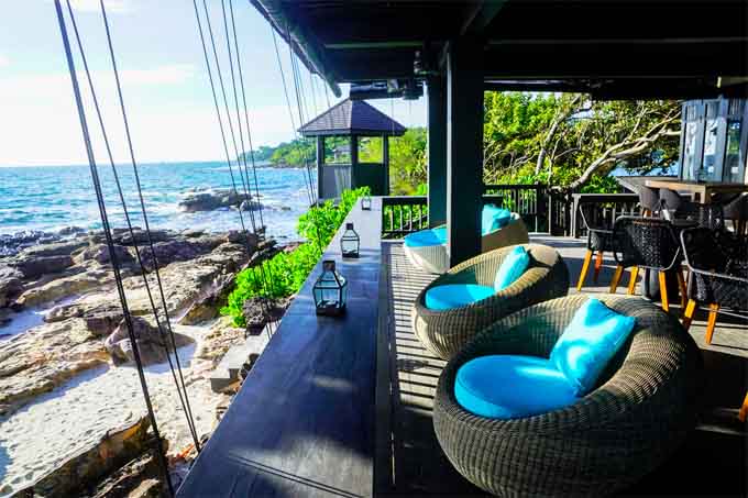 Việt Nam cũng có những bar bãi biển mà trời Tây còn thua xa