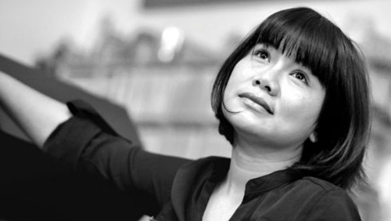 Giới thiệu thơ Phan Huyền Thư: Thức dậy tháng Tư