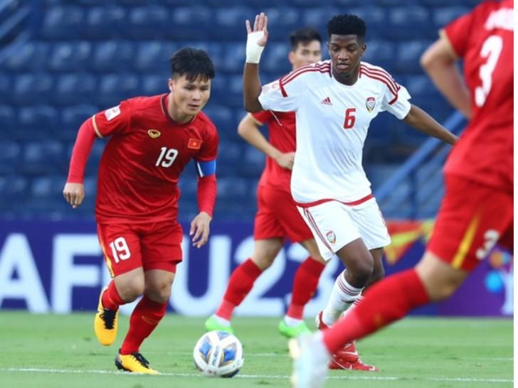 U23 Việt Nam vươn lên xếp trên UAE