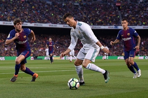 Kịch tính siêu kinh điển: Nước mắt Ronaldo và thảm họa trọng tài