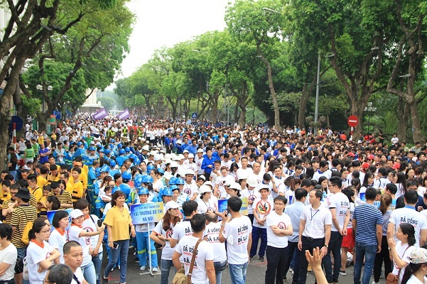 5.000 người đi bộ hưởng ứng hành động “Đã uống rượu bia – Không lái xe”