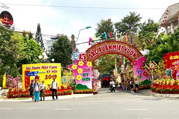Khai hội ‘Sắc xuân miệt vườn’ Tây Nam bộ