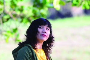 Thơ Phan Hoàng Phương chới với giữa những chân trời