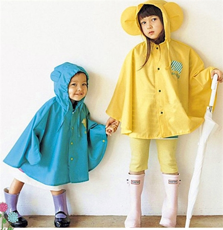 Khi trẻ dị ứng nước mưa