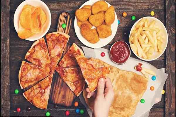 Đồ ăn nhanh và những tác hại âm thầm với sức khỏe con người