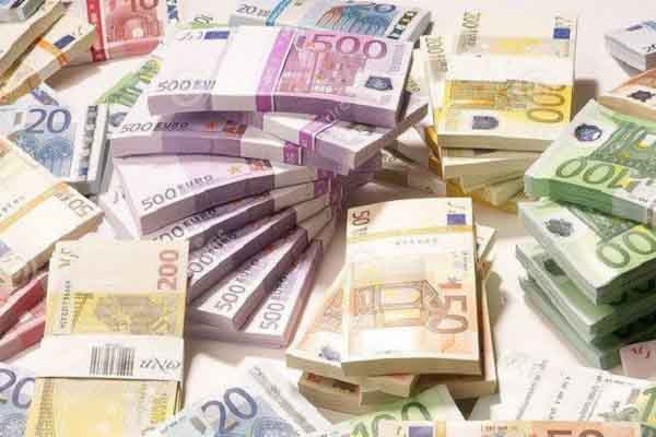 Đồng yên và EUR mất giá gây áp lực cho hàng Việt Nam xuất khẩu