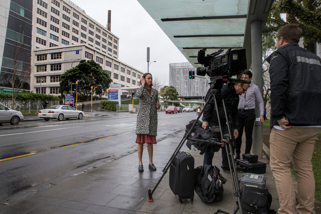 Báo chí New Zealand ‘sốt’ tin thủ tướng nhập viện sinh con đầu lòng