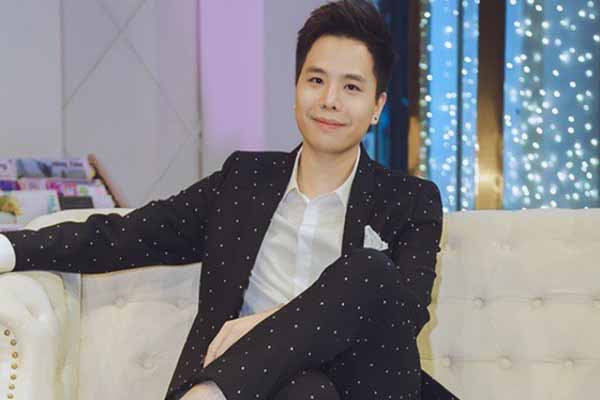 Ca sĩ Trịnh Thăng Bình kiệt sức, ngộ độc thực phẩm nặng