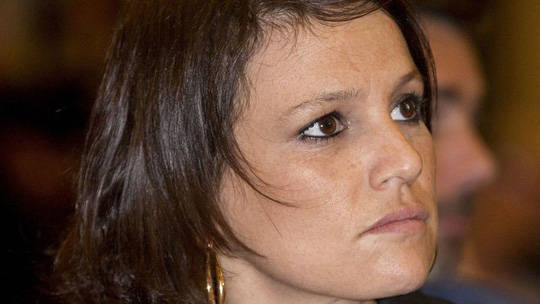 Em gái nữ hoàng Hà Lan tự sát