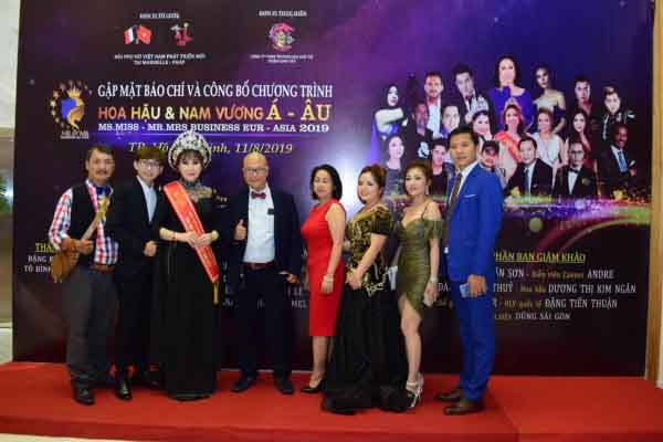 Hoa hậu và Nam vương Á Âu 2019 có giải thưởng lên đến 2 tỷ đồng