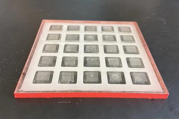 Đột phá mới máy in di động sản xuất vắc xin