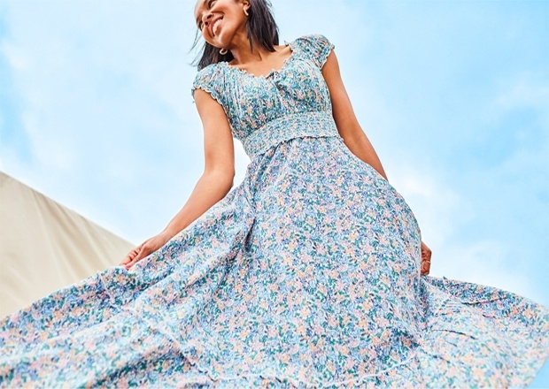 Mách bạn cách lựa chọn váy hoa sao cho tôn dáng, sáng da và thức thời