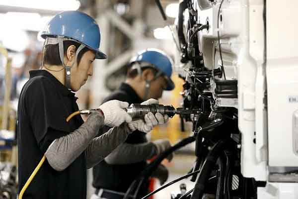 Vì sao người Nhật càng ngày càng tăng ca nhiều hơn