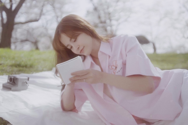 Đông Nhi mang thanh xuân trở về sản phẩm âm nhạc mới nhất