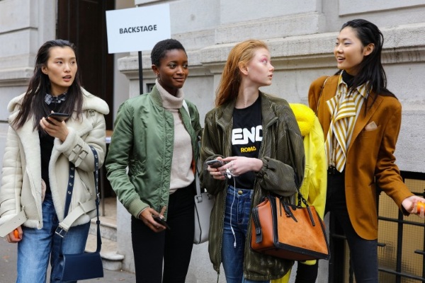 Những shot hình thời trang đường phố đẹp nhất thế giới năm 2018