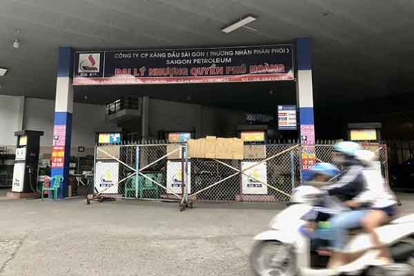 Sáng sớm nay 10.10, nhiều cây xăng vẫn… hết hàng, ngưng hoạt động
