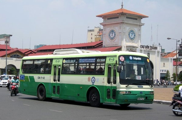 Nhiều tuyến xe buýt miễn phí phục vụ dịp lễ 30/4
