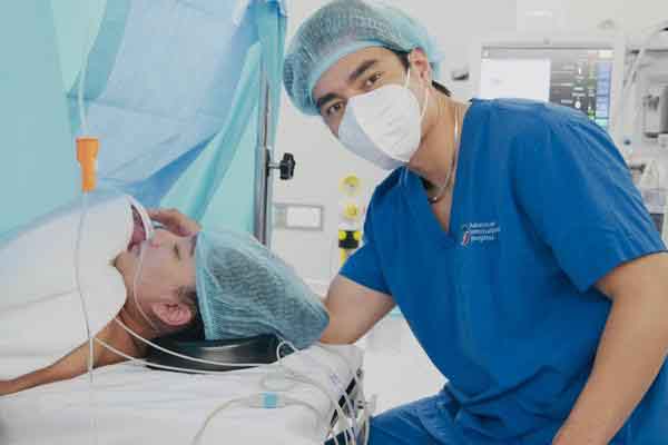 Bà xã hạ sinh con thứ 3, Lê Dương Bảo Lâm ‘vỡ òa’ hạnh phúc