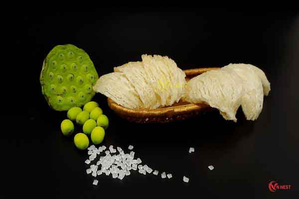 Giữ trọn ‘tinh hoa’ của yến sào khi chưng bằng cách nào?