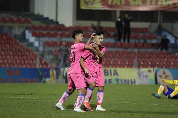 Bảng C VCK U.21 Quốc gia Thanh Niên: Ngược dòng ngoạn mục, Gia Định và Hà Tĩnh chia nhau hai vị trí dẫn đầu