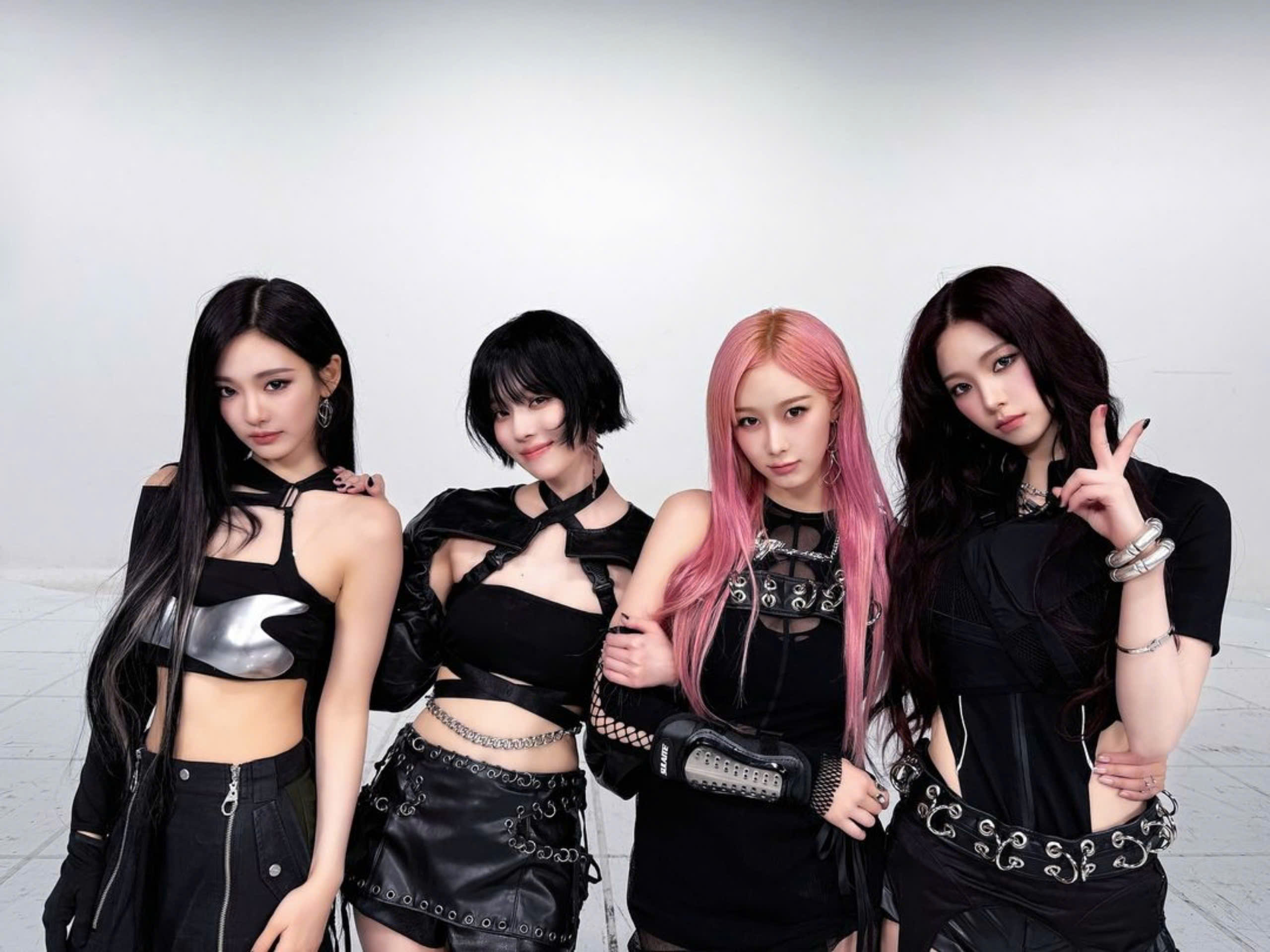 Whiplash của aespa gây sốt một lần nữa từ bản live do John Park cover với tông trầm