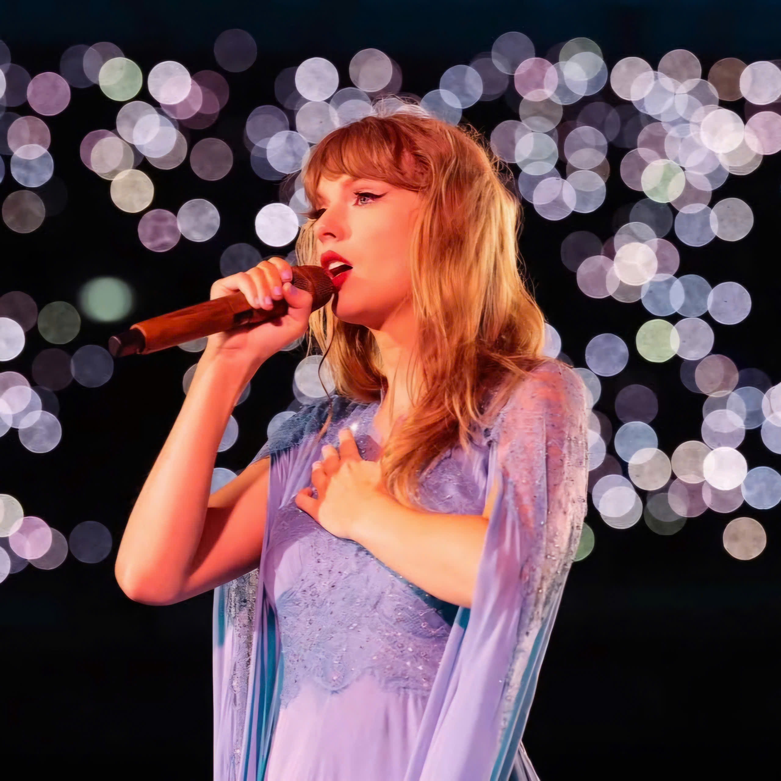 Hành trình lịch sử khép lại: Taylor Swift kết thúc The Eras Tour với thành tích khủng