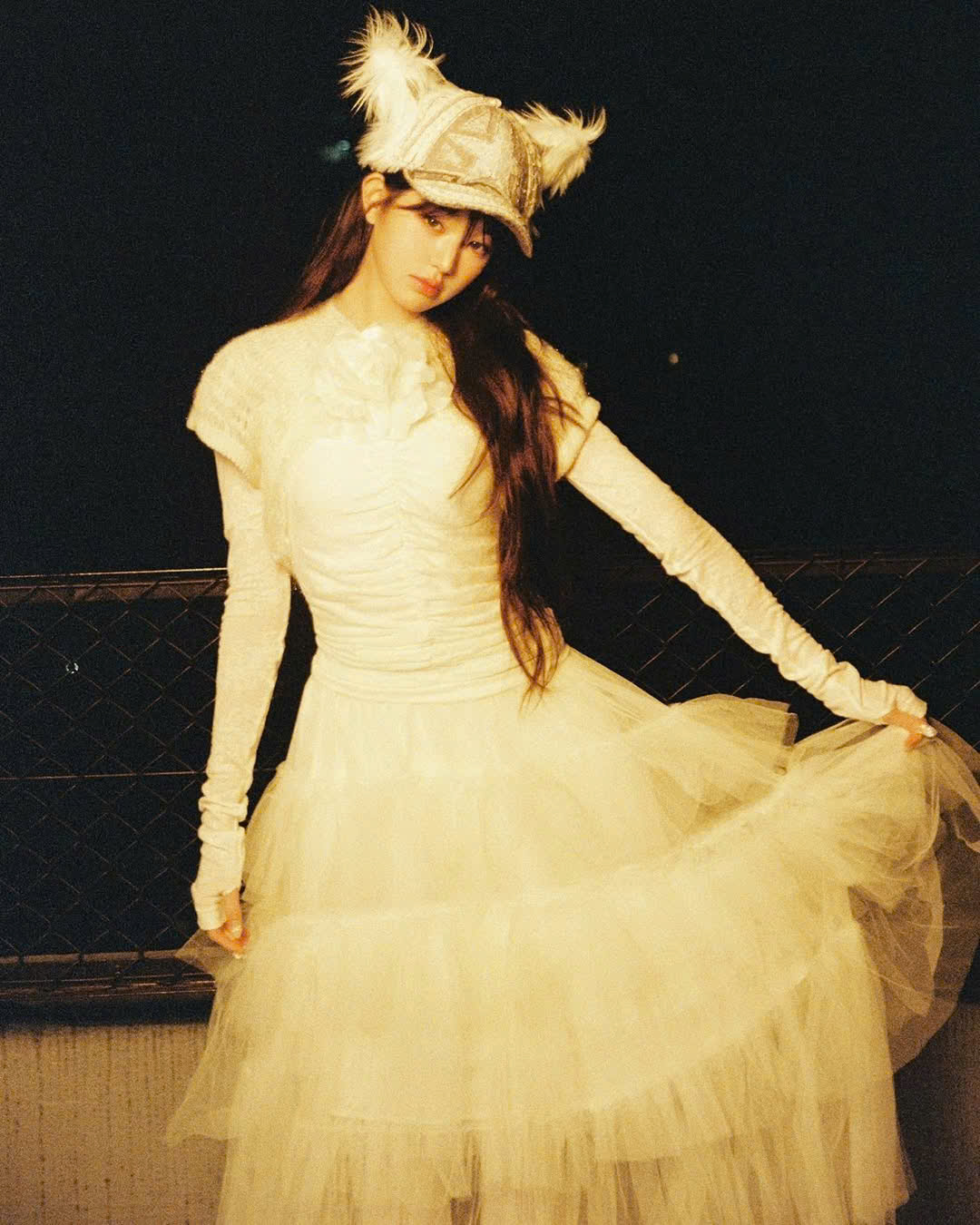 Jang Wonyoung (IVE): Cách vượt qua những lời nhận xét tiêu cực một cách thông minh