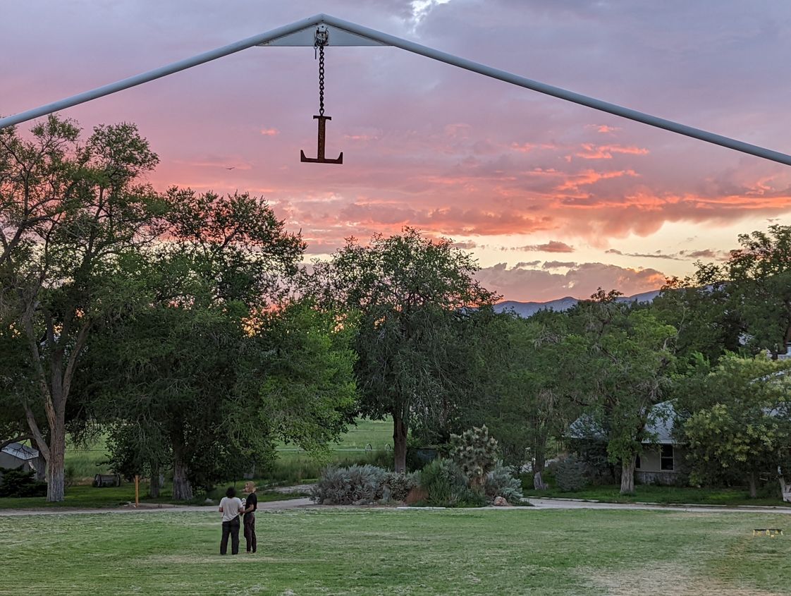 ‘Đổi xăng lấy điện’ gây ‘bão’ tại TP.HCM, có khách hàng chốt tới 12 xe máy VinFast