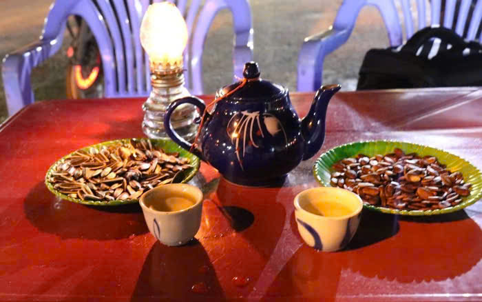 Trà ga Huế: Nét đẹp văn hóa của miền đất Cố đô