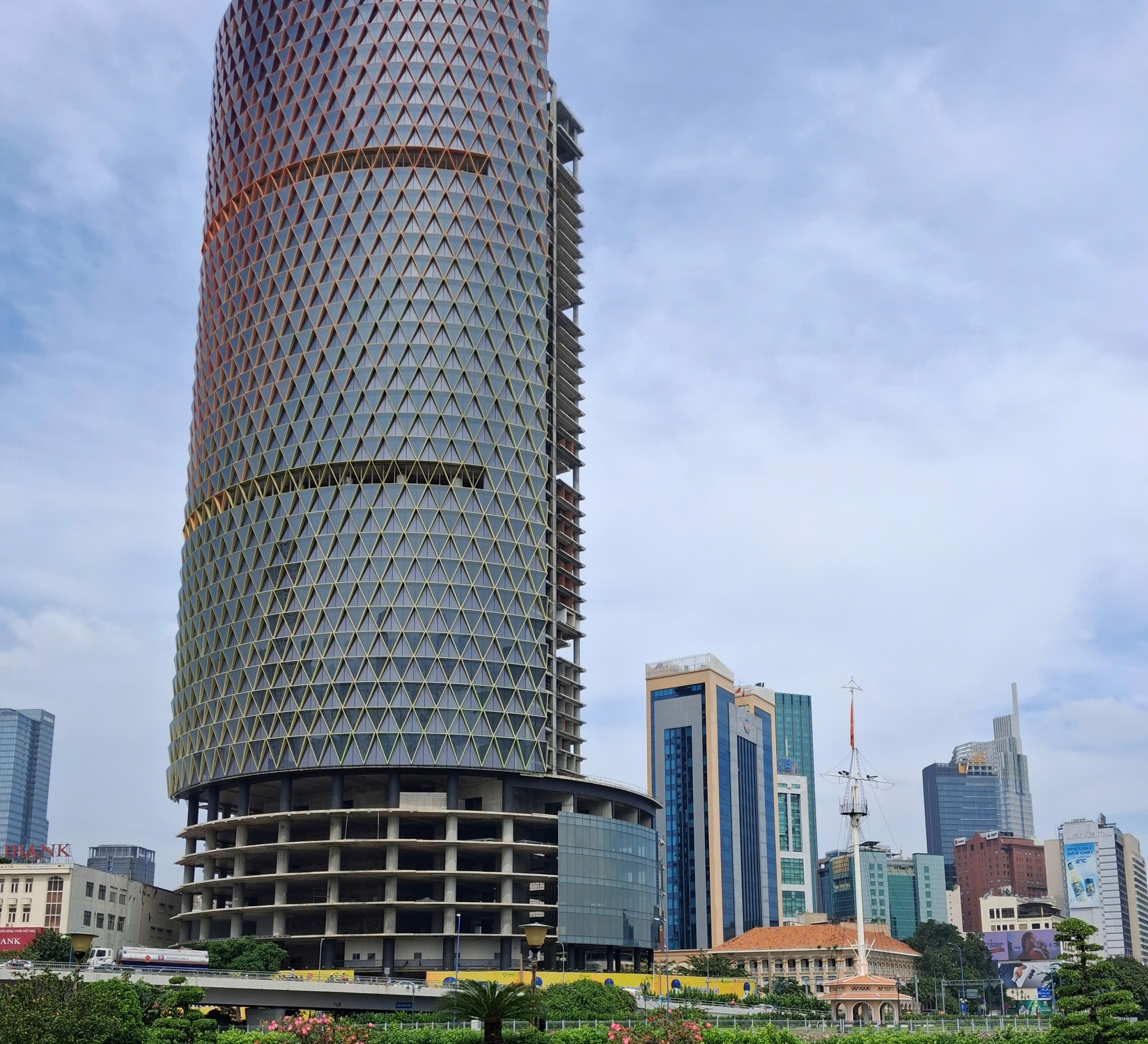 24 giờ ở Sài Gòn: Khám phá những điều thú vị