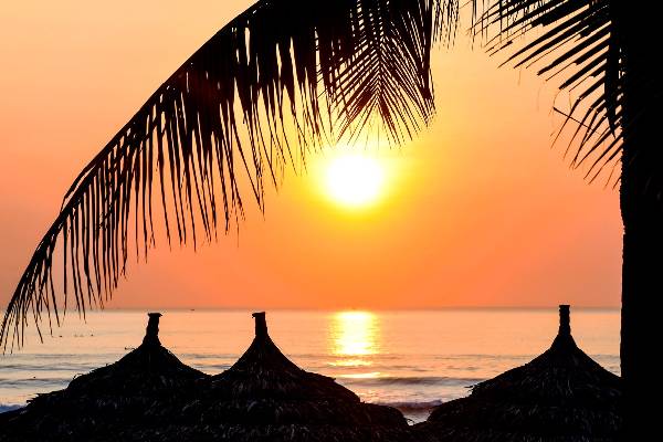 Bình minh tuyệt đẹp tại bãi biển miền Trung