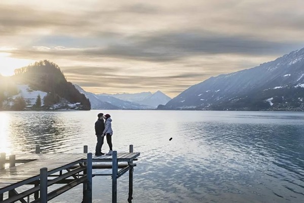 Hồ Brienz – Bối cảnh ‘Hạ cánh nơi anh’ khiến cả thế giới thổn thức