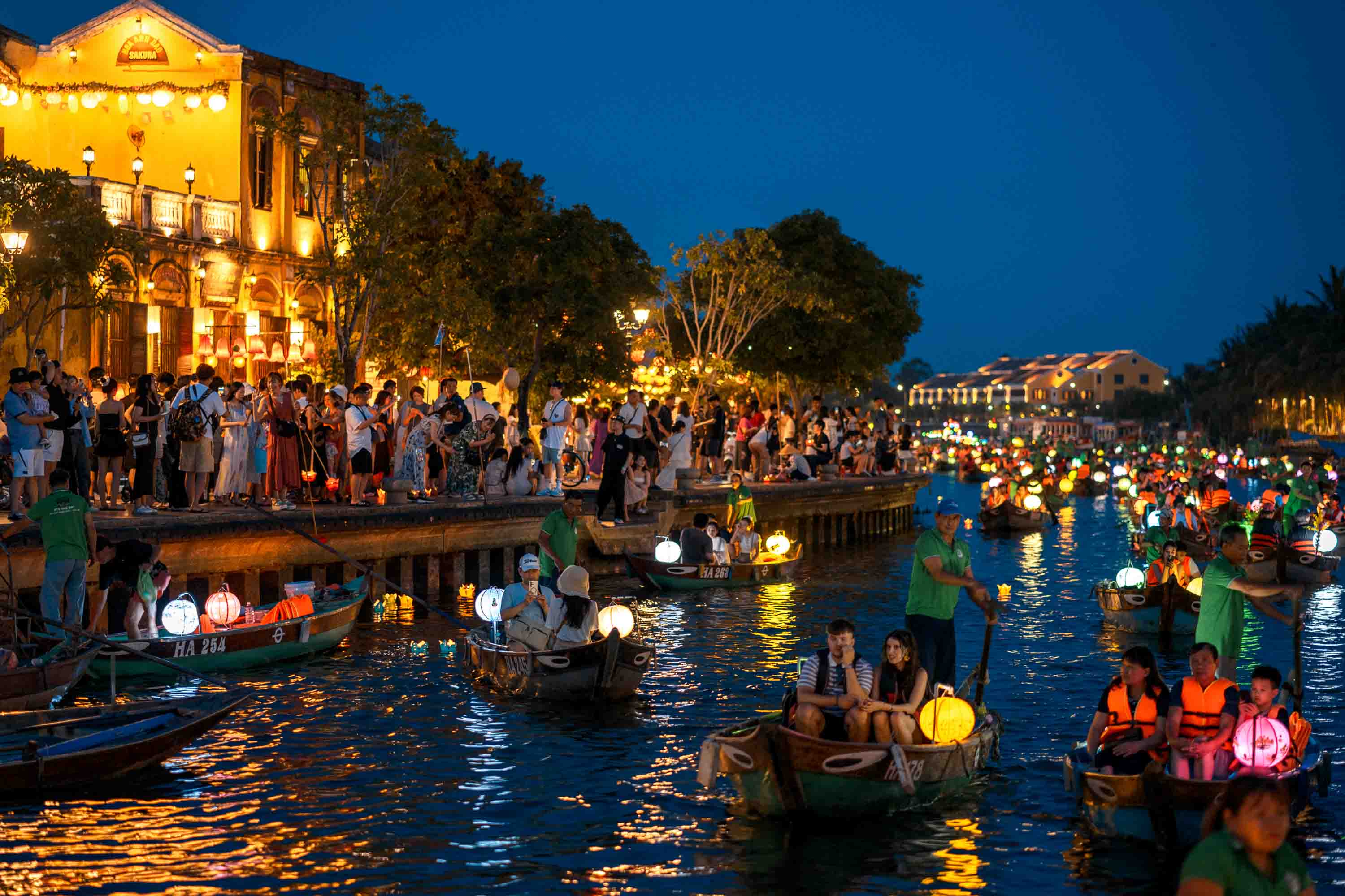 Đừng để điểm đến trở thành điểm chịu đựng