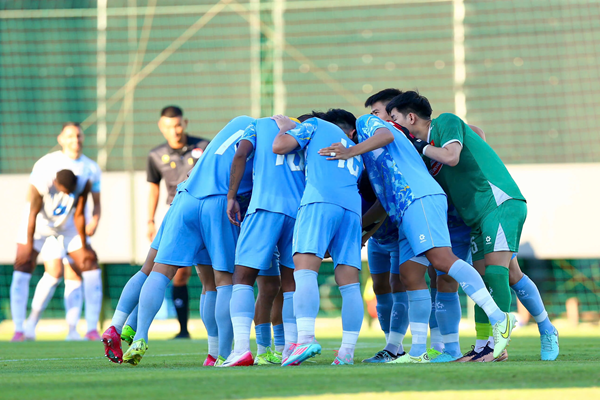 Tuyển Việt Nam kết thúc đợt thi đấu nội bộ với Nam Định và Công an Hà Nội