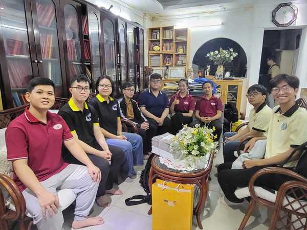 Giá trị lịch sử, gia phả trong kinh tế & biểu tượng yêu nước (thông qua mạng xã hội và sự kiện A80)